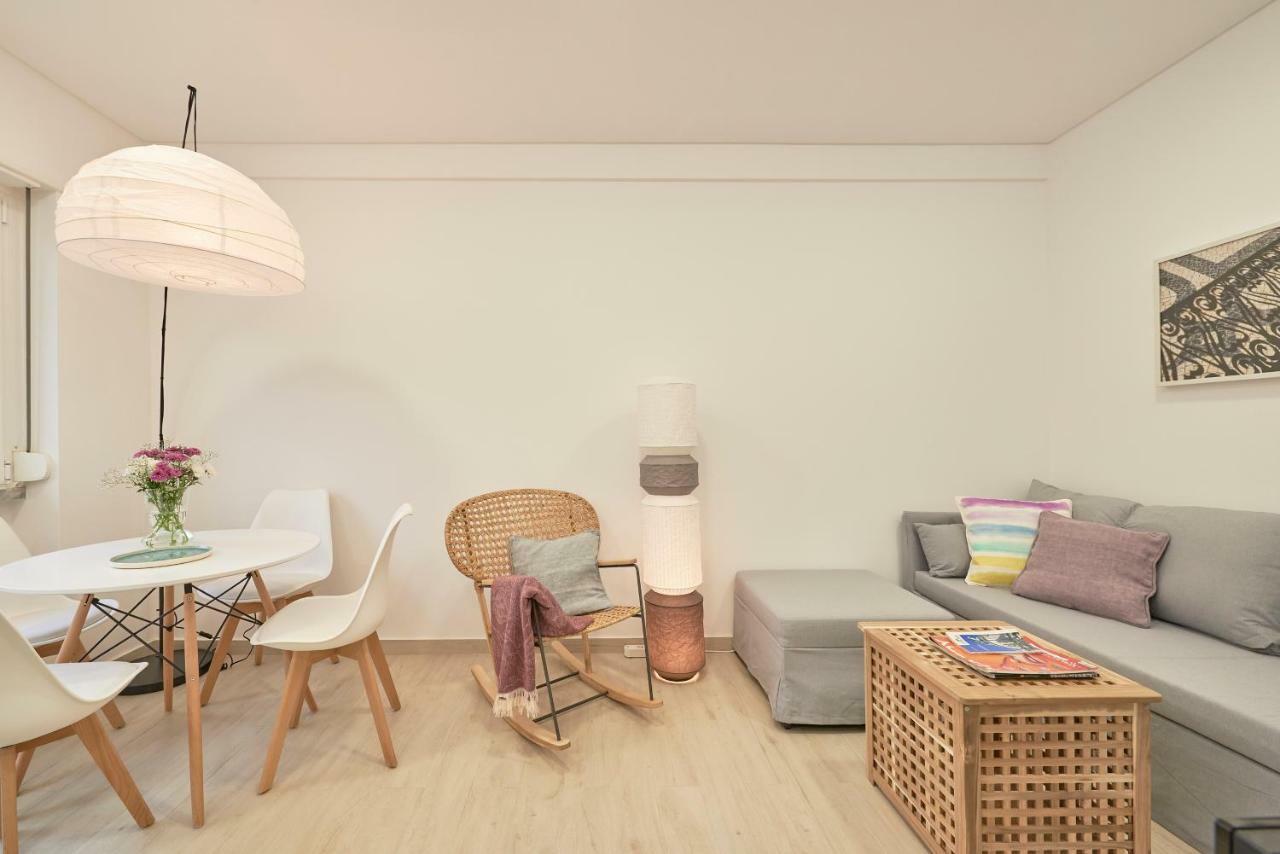 Light Apartment With Amazing Balcony, By Timecooler Lisboa Exteriör bild