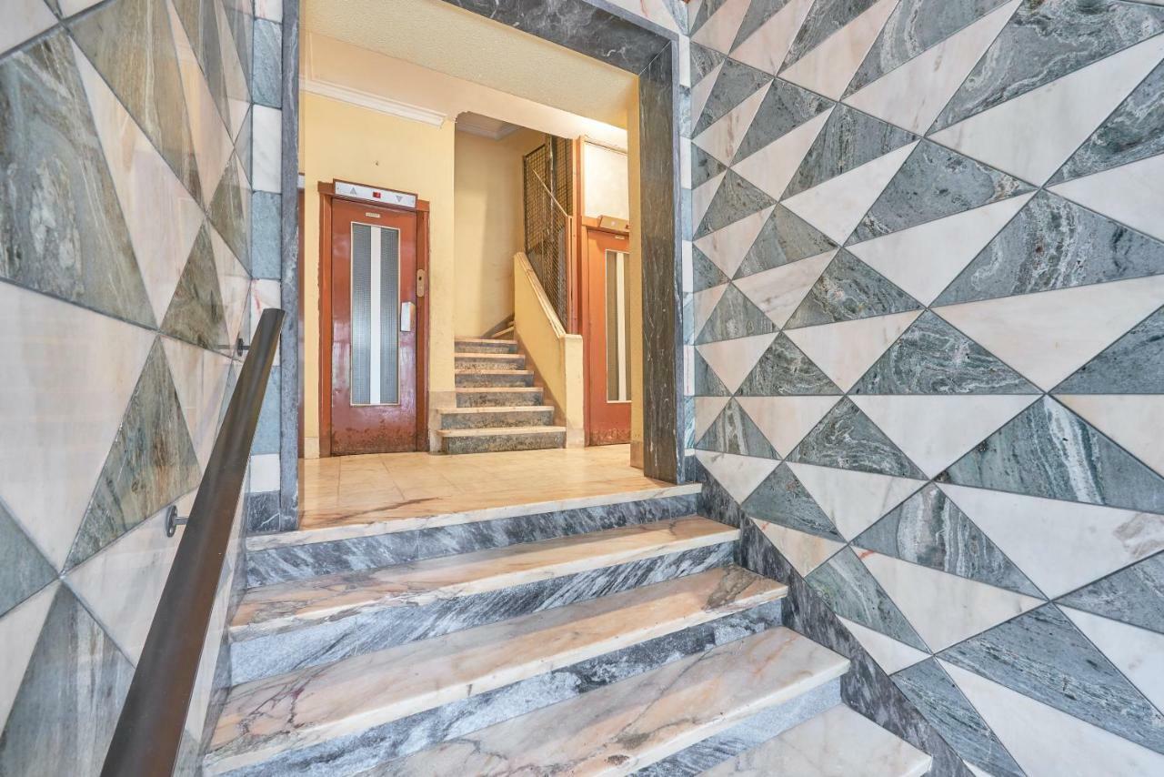 Light Apartment With Amazing Balcony, By Timecooler Lisboa Exteriör bild