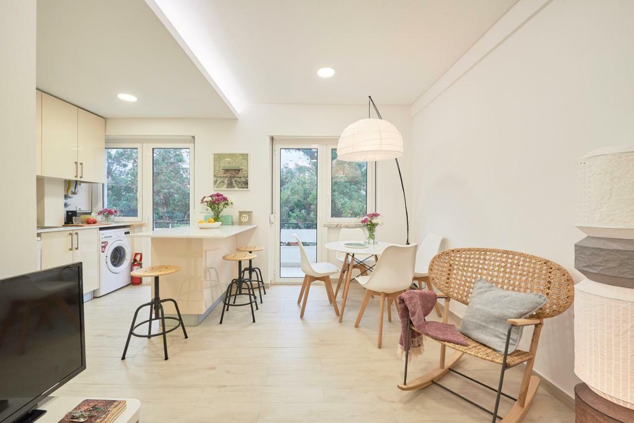 Light Apartment With Amazing Balcony, By Timecooler Lisboa Exteriör bild